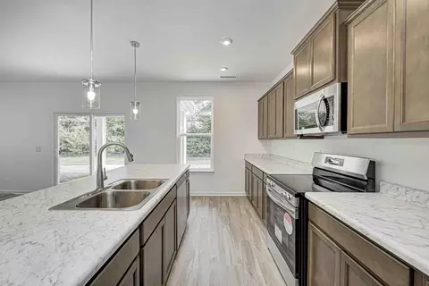 Kitchen - W 800 S And S 650 W, Pendleton, IN 46064 photo 2 of 4