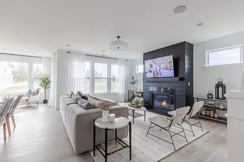 Living - W 800 S And S 650 W, Pendleton, IN 46064 photo 7 of 7