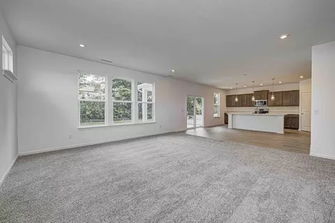 Living - W 800 S And S 650 W, Pendleton, IN 46064 photo 4 of 7