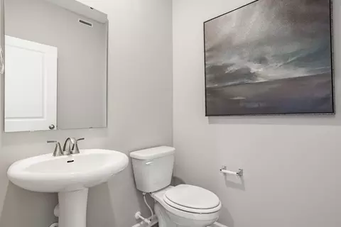 Bath - 203 Scorsese St, Springfield, OH 45505 photo 6 of 13