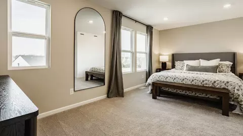 Bedroom - 203 Scorsese St, Springfield, OH 45505 photo 3 of 12