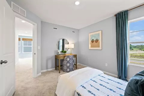 Bedroom - 203 Scorsese St, Springfield, OH 45505 photo 11 of 12