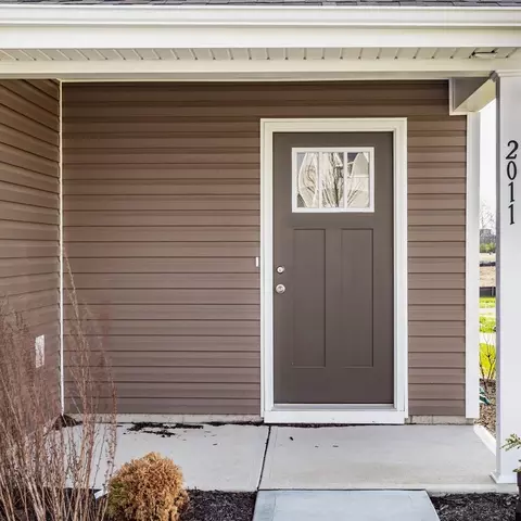 Exterior - 203 Scorsese St, Springfield, OH 45505 photo 15 of 19
