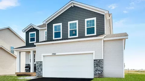 528 Goldenrod Trl, Waconia, MN 55387
