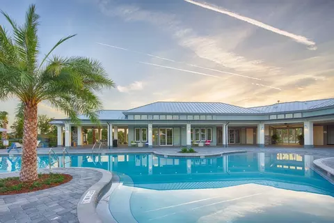 Exterior - 3177 Greenview Ln, Saint Cloud, FL 34773 photo 4 of 11