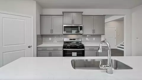 Kitchen - 329 Babcock Way, Gilbert, SC 29054 photo 2 of 12