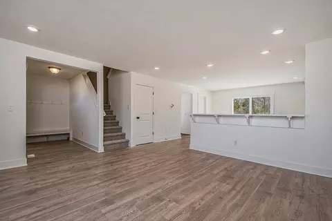 Living - Valley View Court, Marshall, MI 49068 photo 2 of 4