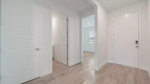 Entry Way - 3980 Kennebunk Loop, Mount Dora, FL 32757 photo 1 of 5