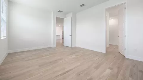 Living - 3980 Kennebunk Loop, Mount Dora, FL 32757 photo 7 of 7