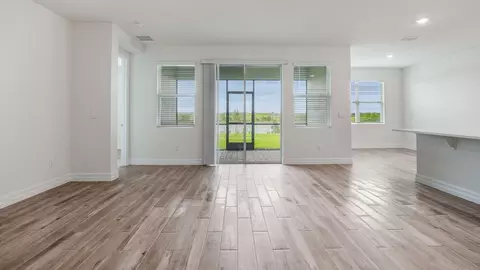 Living - 3980 Kennebunk Loop, Mount Dora, FL 32757 photo 5 of 7