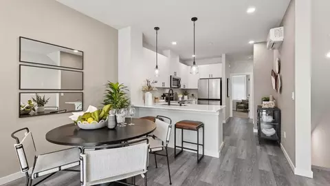 16202 Manor Way UNIT F6, Lynnwood, WA 98087