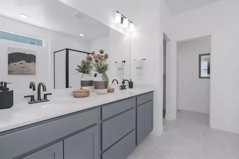 Bath - 295 Clear Granite Way, Eagle Mountain, UT 84005 photo 1 of 4