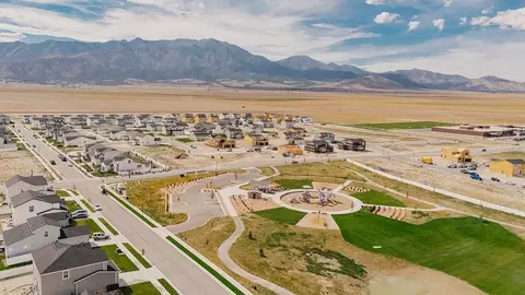 View/Area - 295 Clear Granite Way, Eagle Mountain, UT 84005 photo 2 of 5