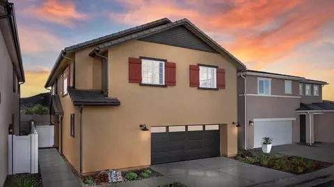 32548 Western Hills Dr, Winchester, CA 92596