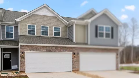 139 Briarwood Ln, Advance, NC 27006