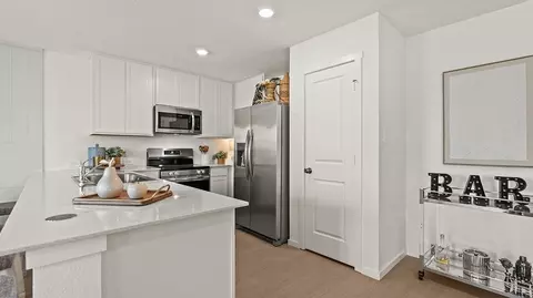 Kitchen - 2659 Lasso Loop, Eagle Lake, FL 33839 photo 1 of 5