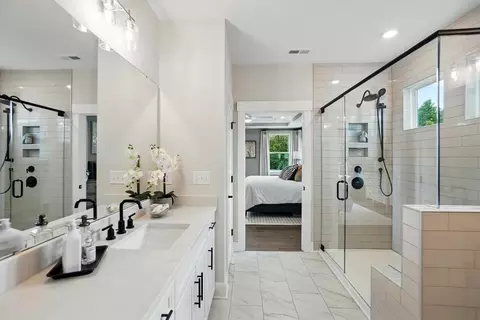 Bath - 175 Ford Meadows Dr, Garner, NC 27529 photo 2 of 8