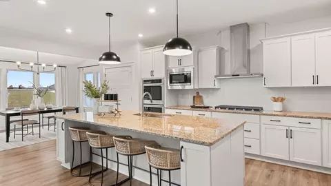 Kitchen - 3301 Greycliff Trl, Franklin, OH 45005 photo 6 of 6