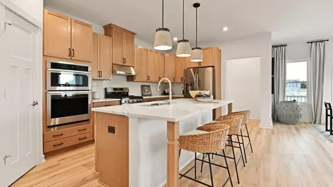 Kitchen - 3301 Greycliff Trl, Franklin, OH 45005 photo 5 of 6