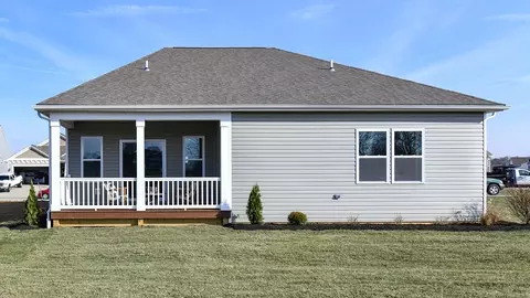 Exterior - 3301 Greycliff Trl, Franklin, OH 45005 photo 7 of 17