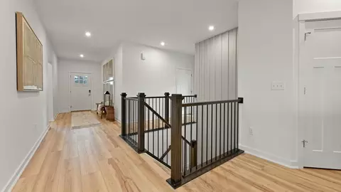 Entry Way - 3301 Greycliff Trl, Franklin, OH 45005 photo 6 of 6