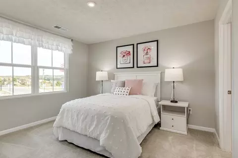 Bedroom - 2645 High Point Dr, Culpeper, VA 22701 photo 3 of 10