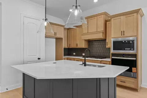 Kitchen - 1177 Hitching Post Way, Oak Point, TX 75068 photo 2 of 12