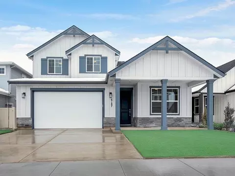 5922 W Ladle Rapids St, Meridian, ID 83646