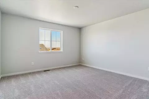 Bedroom - 3511 Switchgrass Ln, Dacono, CO 80514 photo 3 of 8
