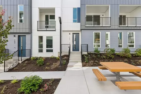 12255 138th Pl NE #BLDG 17-103, Redmond, WA 98052