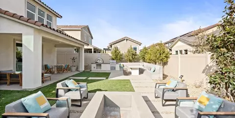Exterior - 17488 Camp Crk, Hesperia, CA 92345 photo 7 of 19