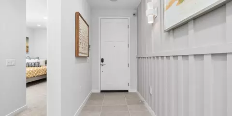 Entry Way - 17488 Camp Crk, Hesperia, CA 92345 photo 3 of 9