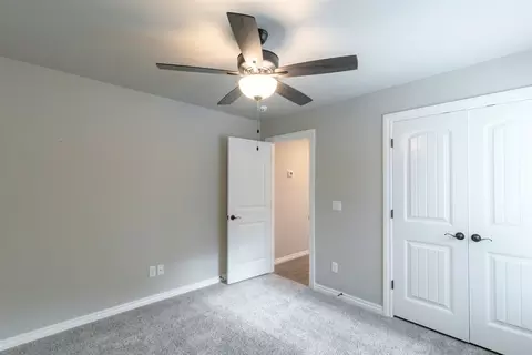 Bedroom - 2920 E Northampton St, Broken Arrow, OK 74014 photo 9 of 10