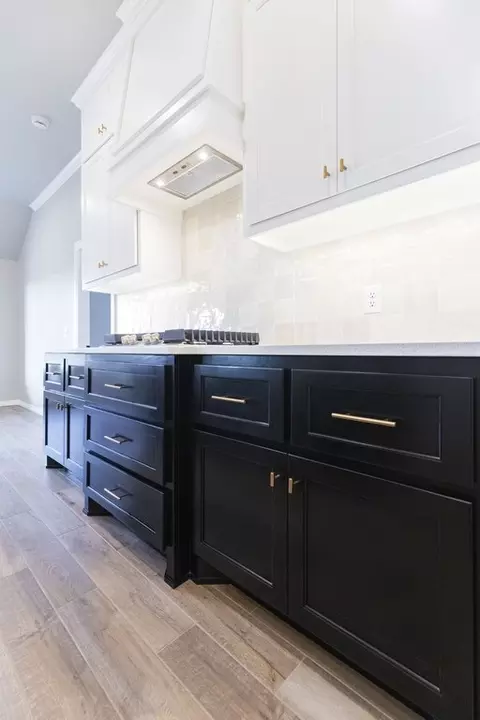 Kitchen - 2920 E Northampton St, Broken Arrow, OK 74014 photo 3 of 16