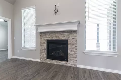 Living - 2920 E Northampton St, Broken Arrow, OK 74014 photo 9 of 9