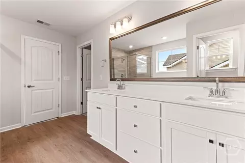 Bath - 144 Como Dr, Pooler, GA 31322 photo 1 of 3