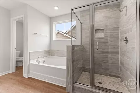 Bath - 144 Como Dr, Pooler, GA 31322 photo 2 of 3