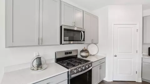 Kitchen - Haven Boulevard, Fort Wayne, IN 46804 photo 3 of 3