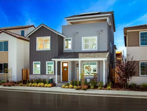 356 Waypoint Dr, Napa, CA 94558
