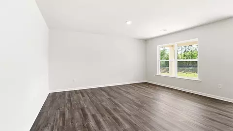 Living - 505 Knickpoint Loop, Seneca, SC 29678 photo 2 of 5