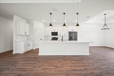 Kitchen - 13161 Spring Hill Dr, Spring Hill, FL 34609 photo 7 of 8