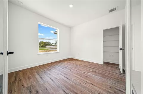 Bedroom - 13161 Spring Hill Dr, Spring Hill, FL 34609 photo 1 of 2