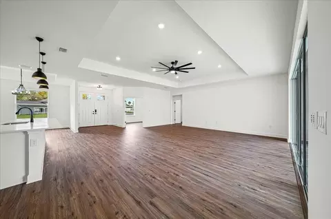 Living - 13161 Spring Hill Dr, Spring Hill, FL 34609 photo 5 of 7