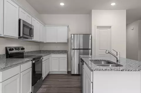 Kitchen - 165 Admiral St, Conway, SC 29526 photo 2 of 3
