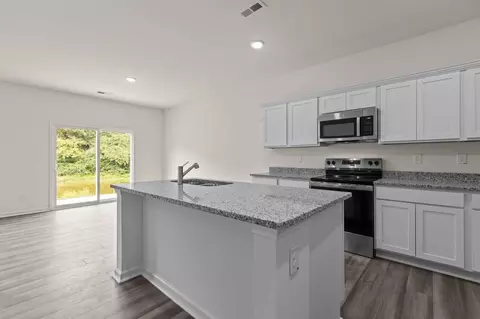 Kitchen - 165 Admiral St, Conway, SC 29526 photo 3 of 3
