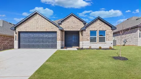 1408 S 49th St, Noble, OK 73068