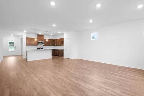 Living - 107 Hollow Oak Bnd, Euharlee, GA 30145 photo 21 of 25
