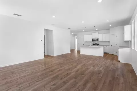 Living - 107 Hollow Oak Bnd, Euharlee, GA 30145 photo 19 of 25