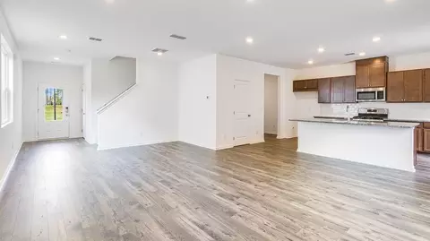 Living - 107 Hollow Oak Bnd, Euharlee, GA 30145 photo 11 of 25