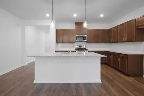 Kitchen - 107 Hollow Oak Bnd, Euharlee, GA 30145 photo 18 of 22